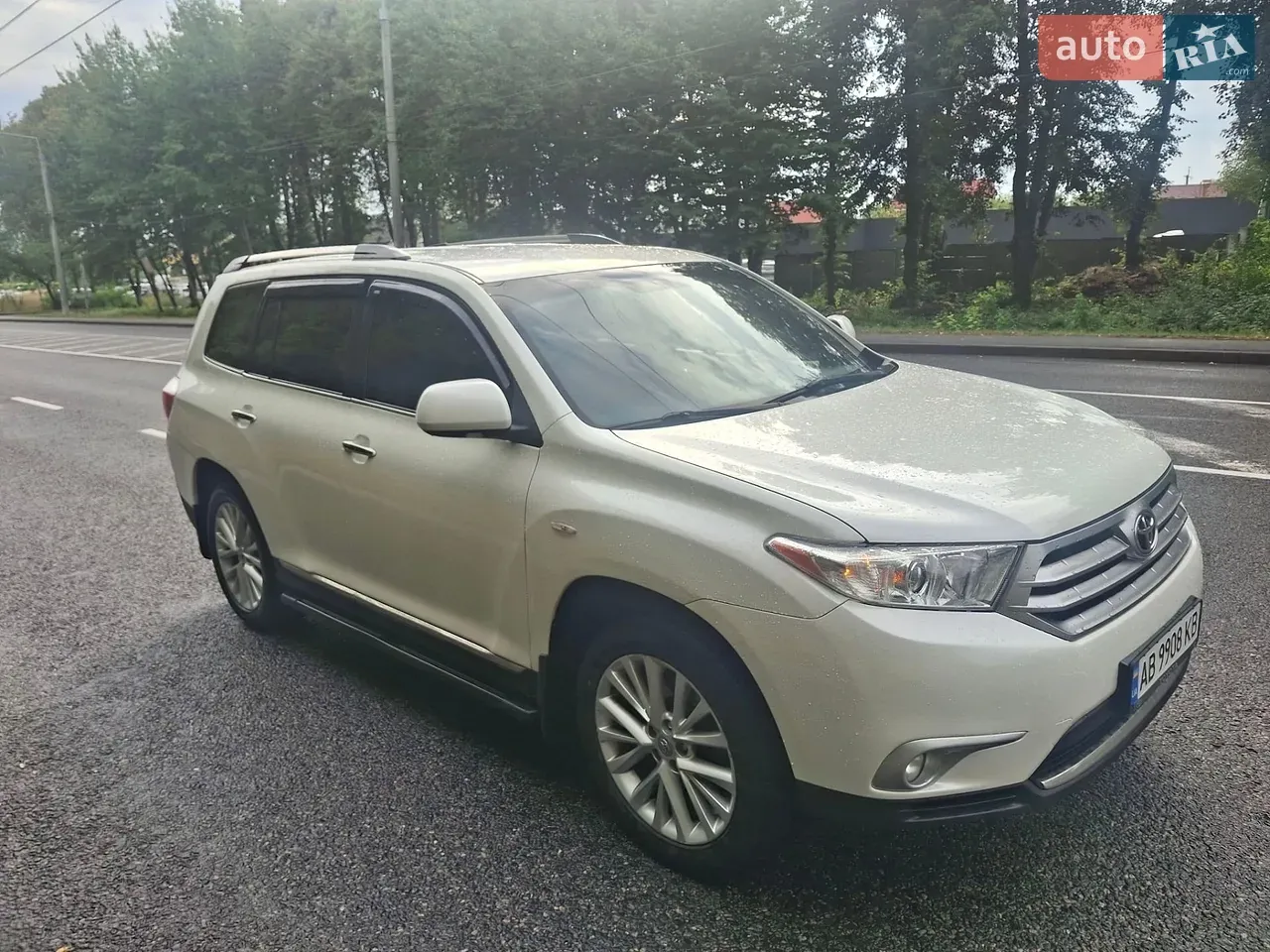 Toyota Highlander 2013 photo 3