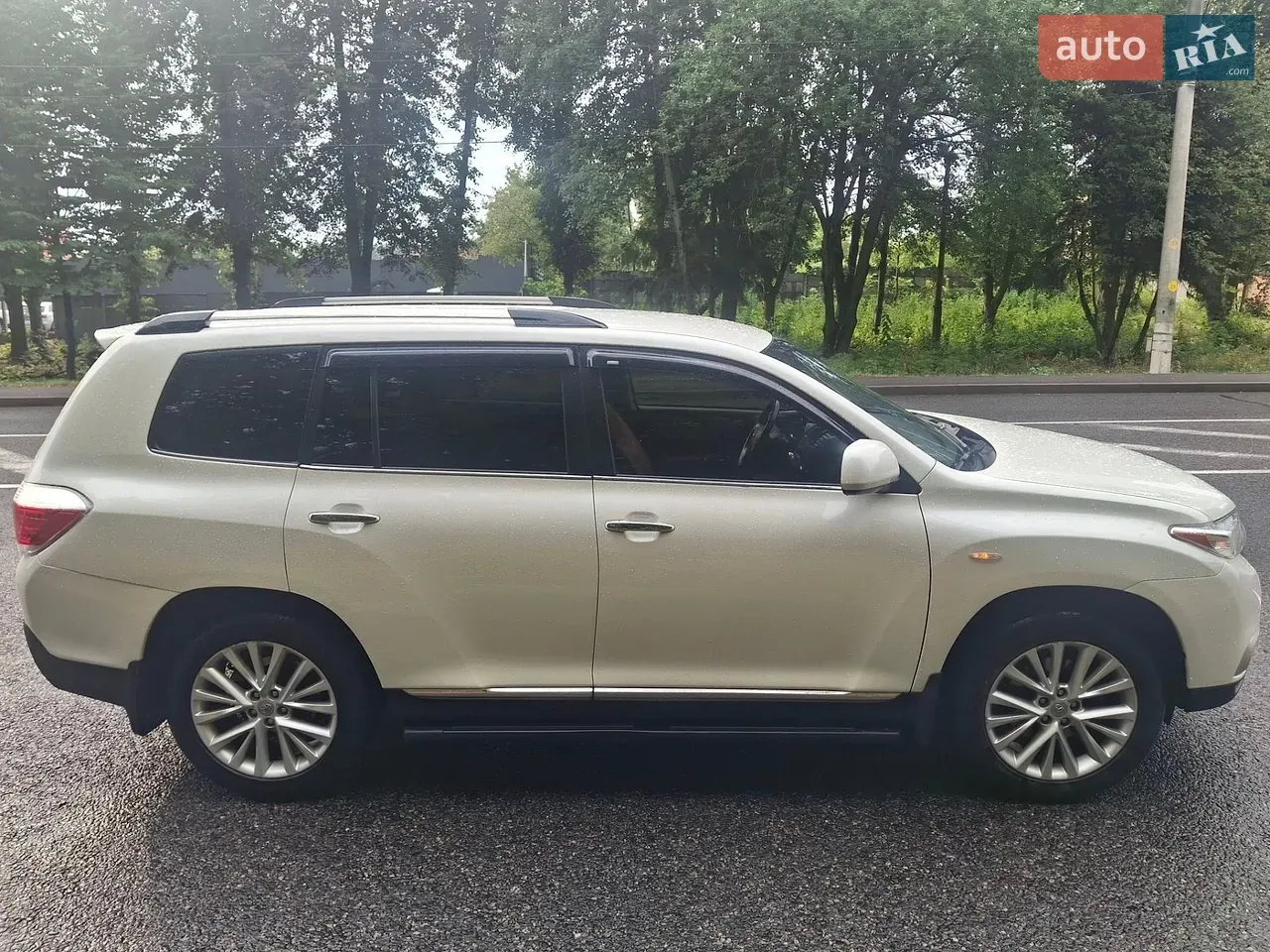 Toyota Highlander 2013 photo 4