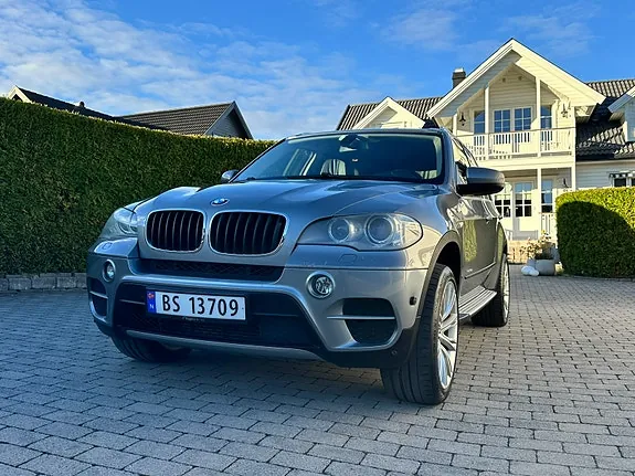BMW X5 2011 photo 2