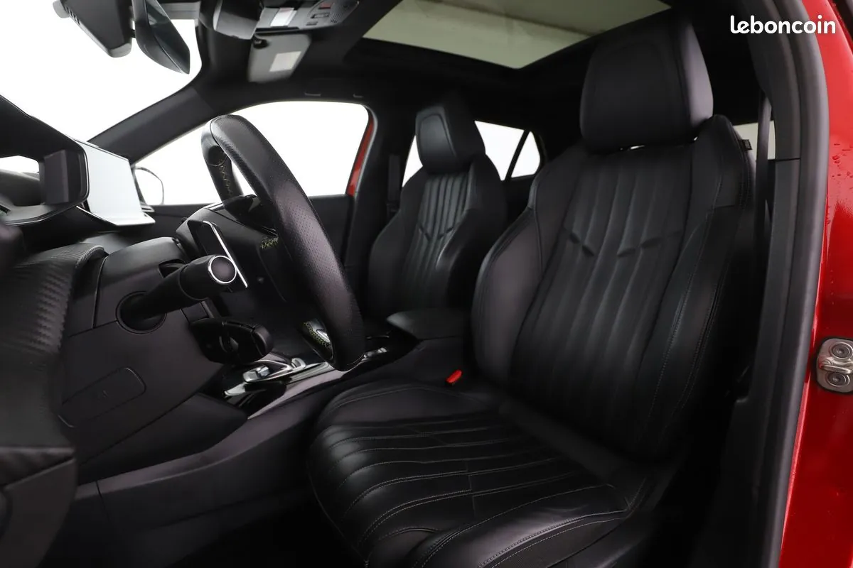 Peugeot 2008 2021 photo 5