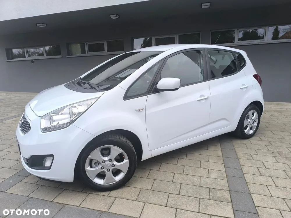 Kia Venga 2012 photo 4