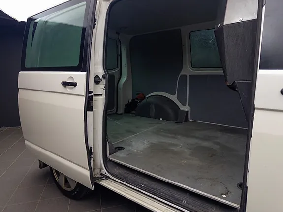 Volkswagen Transporter 2013 photo 5