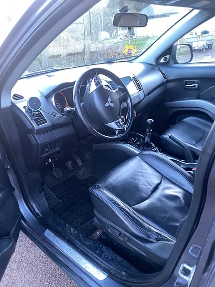 Mitsubishi Outlander 2007 photo 2