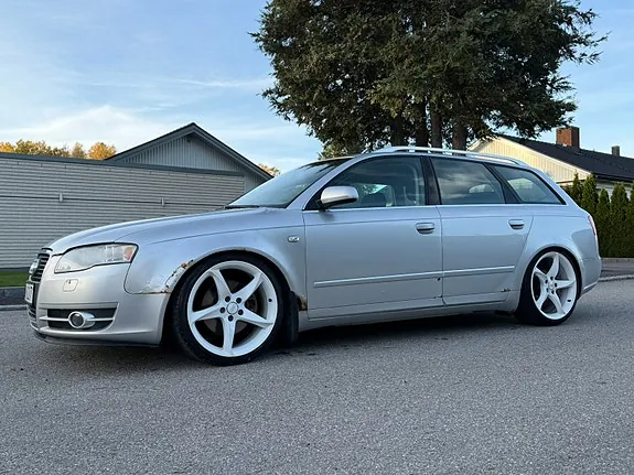 Audi A4 2005 photo 2