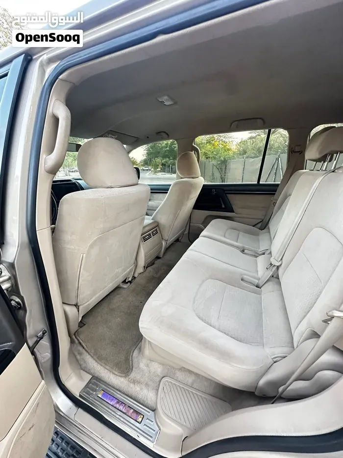 Toyota Land Cruiser 2014 photo 4