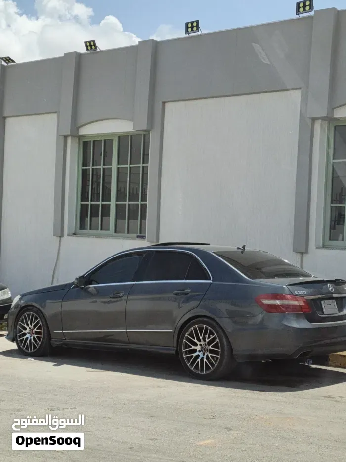Mercedes-Benz E-Class 2009 photo 4