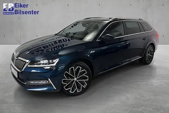 Skoda Superb 2023 photo 3