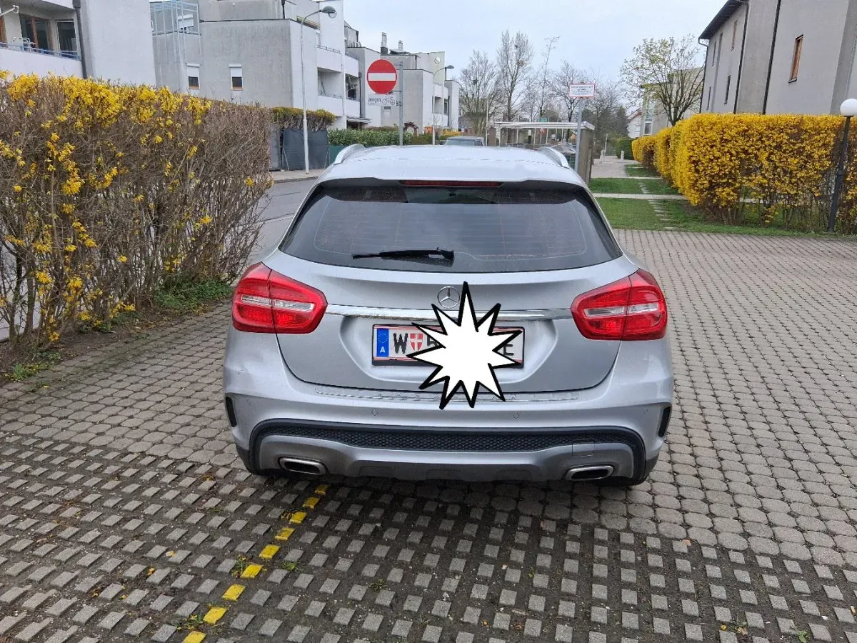 Mercedes-Benz Gla 2017 photo 2