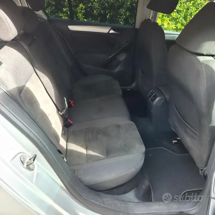 Volkswagen Golf 2009 photo 4