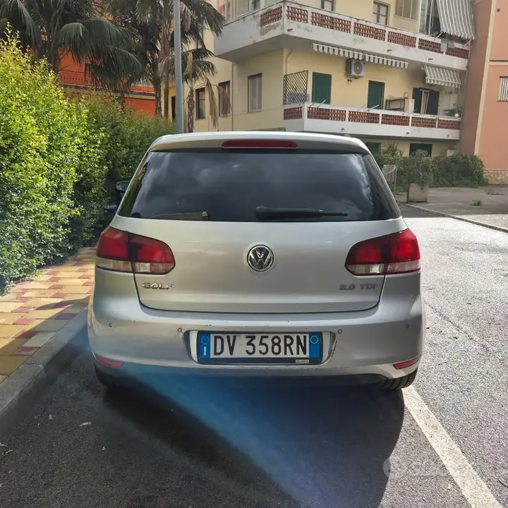 Volkswagen Golf 2009 photo 2