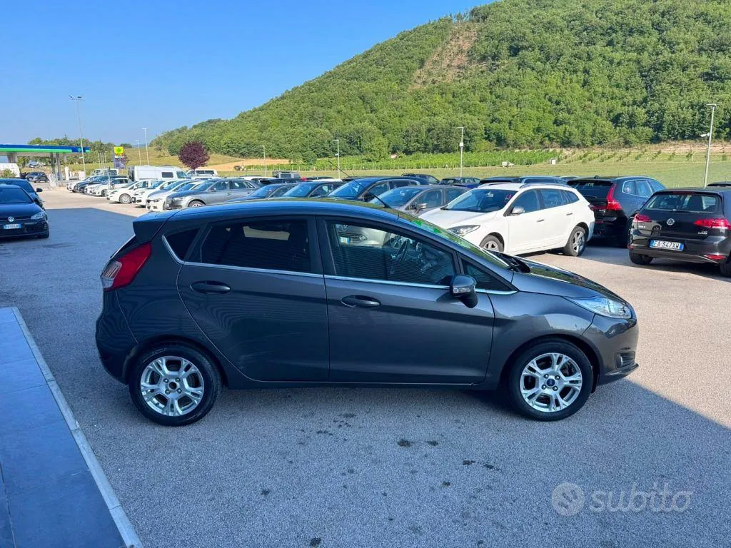 Ford Fiesta 2016 photo 4