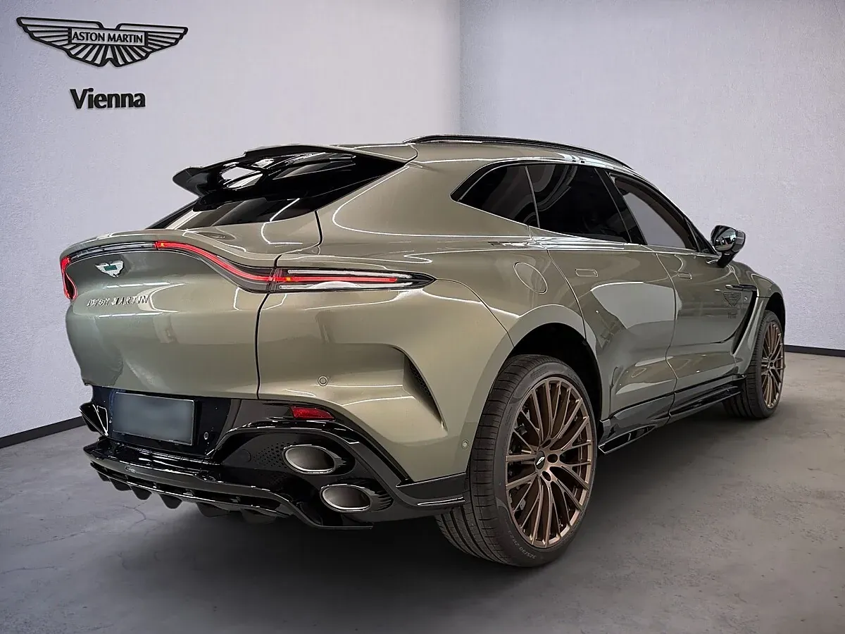 Aston Martin Dbx 2026 photo 3