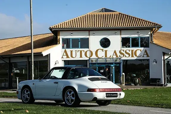Porsche 911 Carrera 1984 photo 3