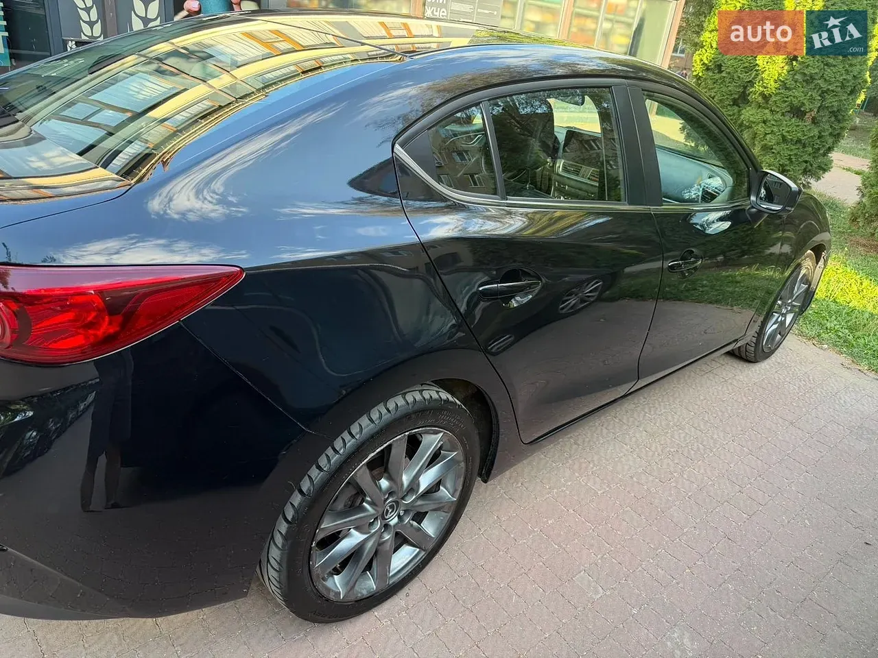 Mazda 3 2018 photo 3