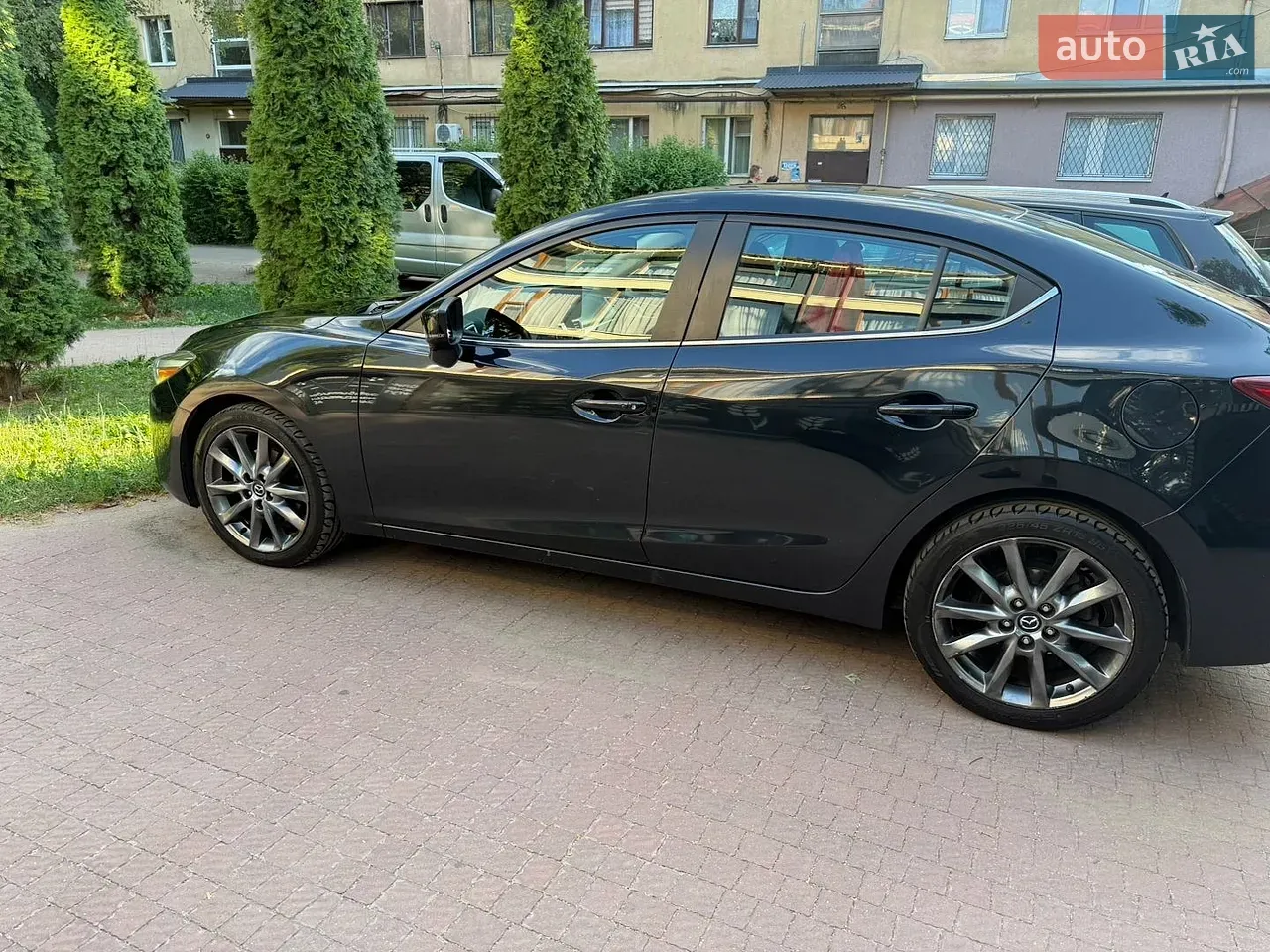 Mazda 3 2018 photo 5