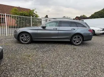 Mercedes-Benz C180 2020 photo 2