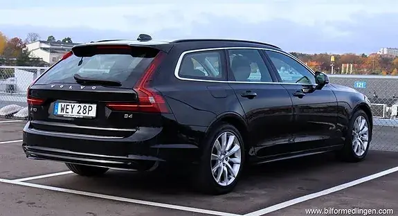 Volvo V90 2022 photo 3