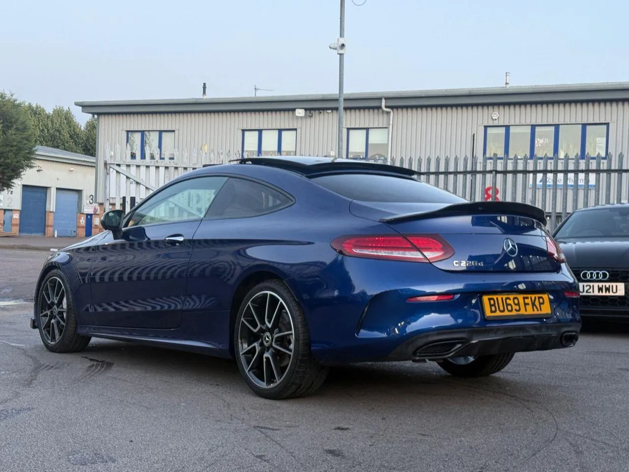Mercedes-Benz C-Class 2019 photo 4