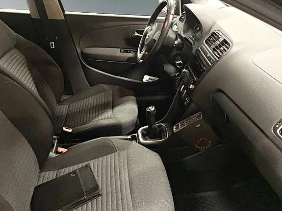 Volkswagen Polo 2012 photo 5