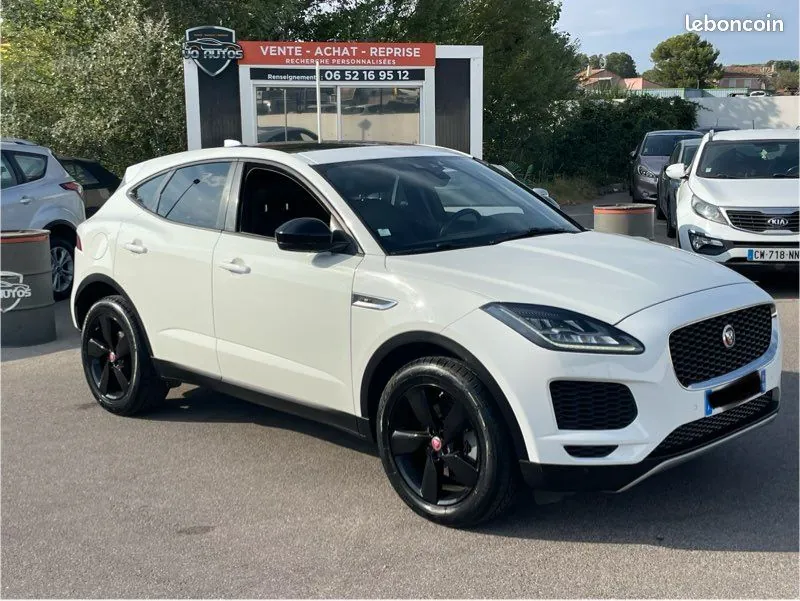 Jaguar F-Pace 2018 photo 2