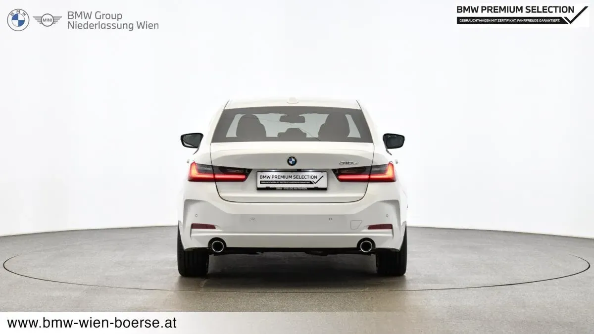 BMW 3 Series 2025 photo 2