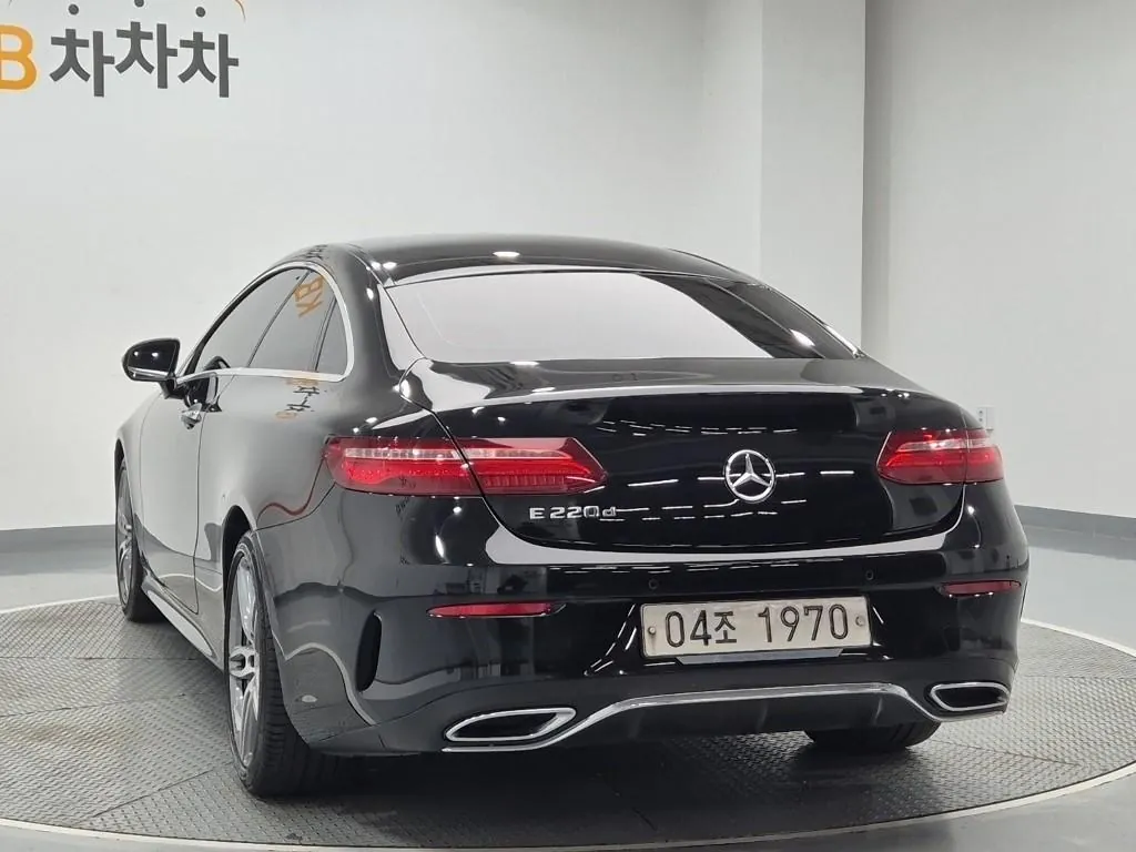 BMW E-Class 2019 photo 2