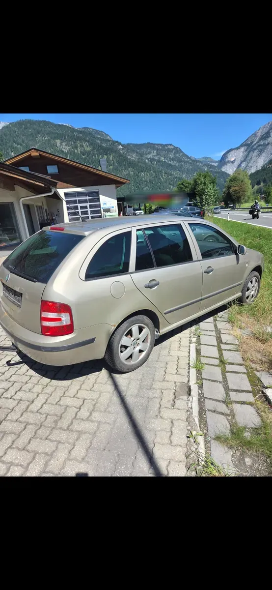 Skoda Fabia 2006 photo 3