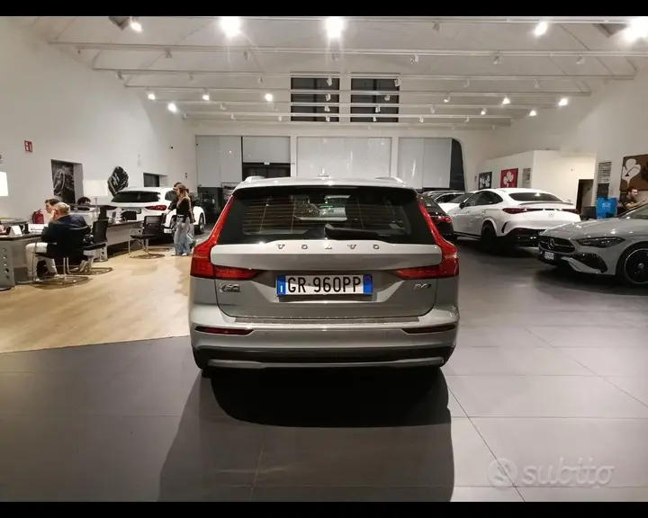 Volvo V60 2023 photo 5