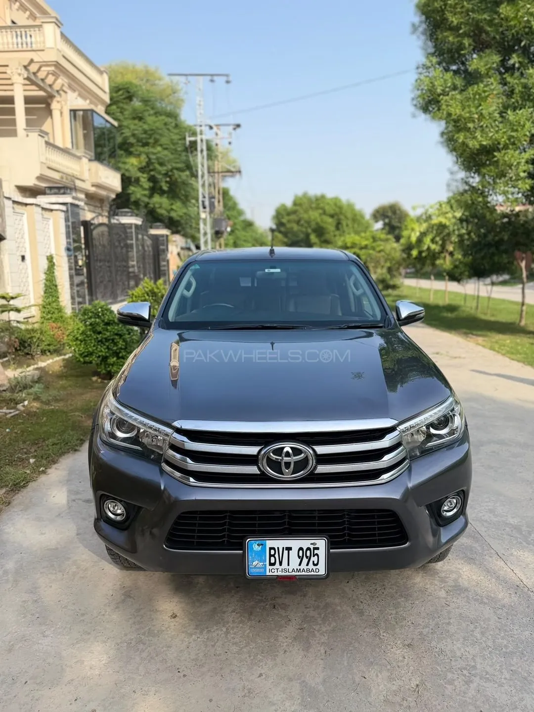 Toyota Hilux