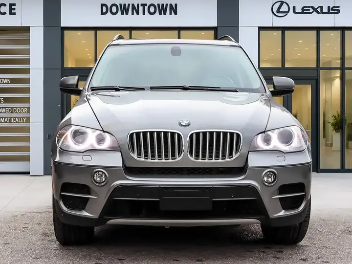 BMW X5 2011 photo 2