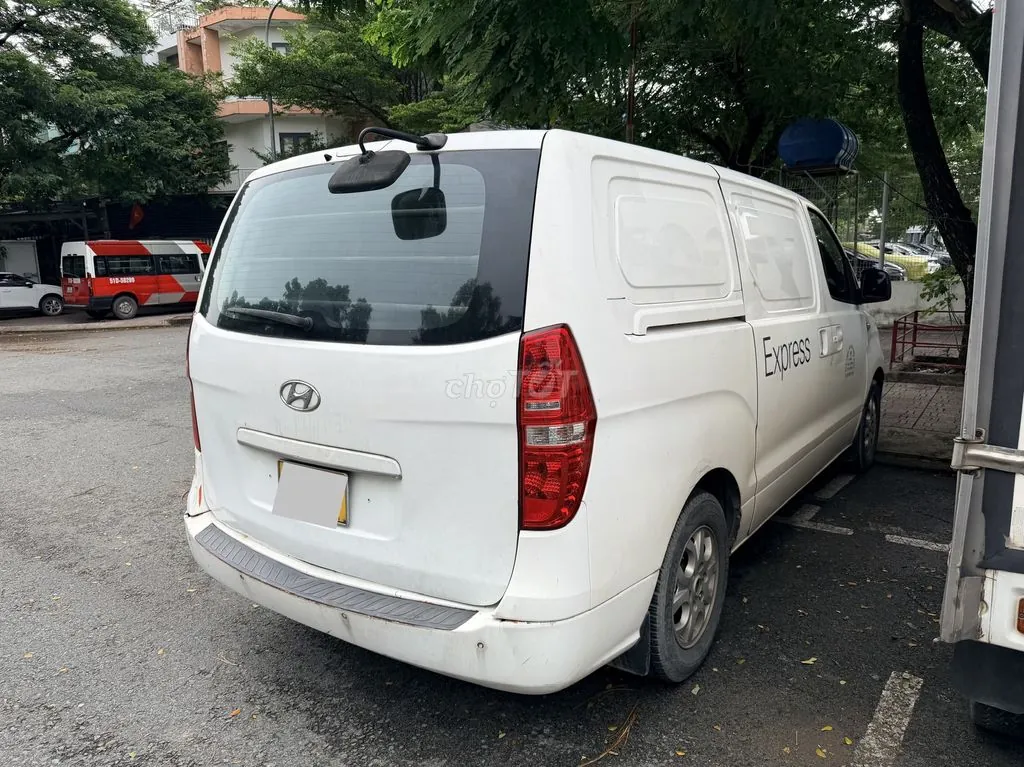 Hyundai Grand Starex 2015 photo 4