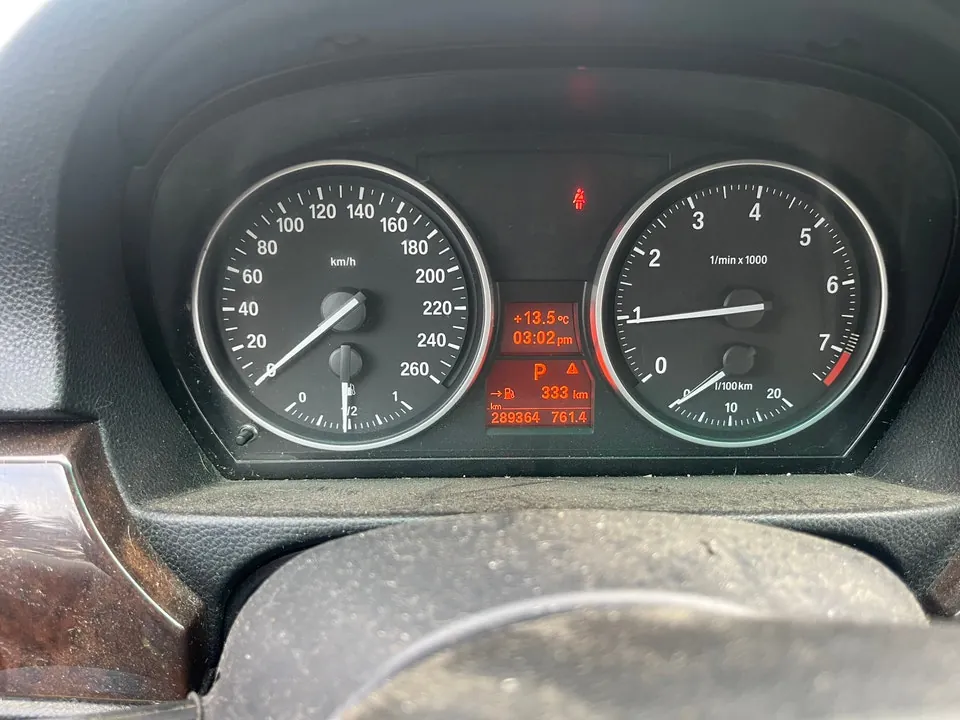 BMW 328Xi 2011 photo 5