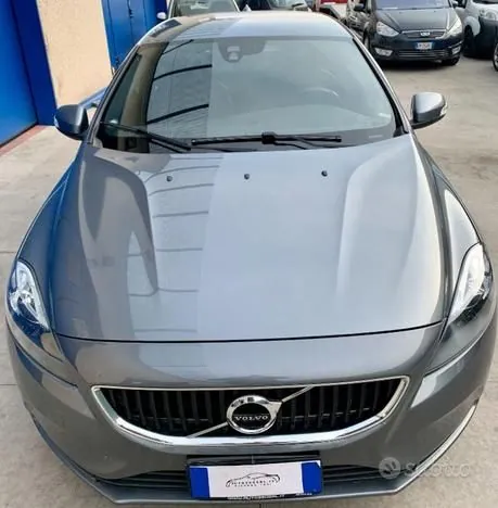 Volvo V40 2016 photo 2
