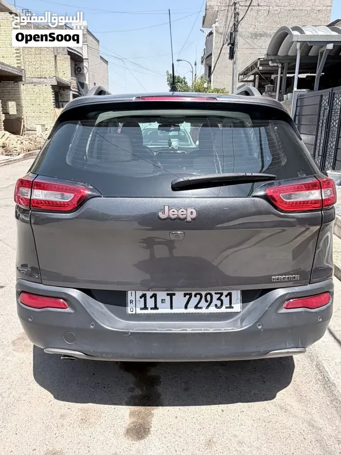 Jeep Cherokee 2016 photo 3