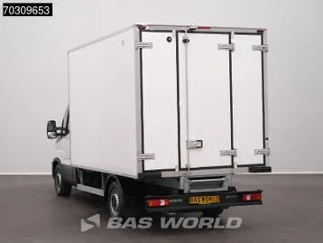 Iveco Daily 2023 photo 2