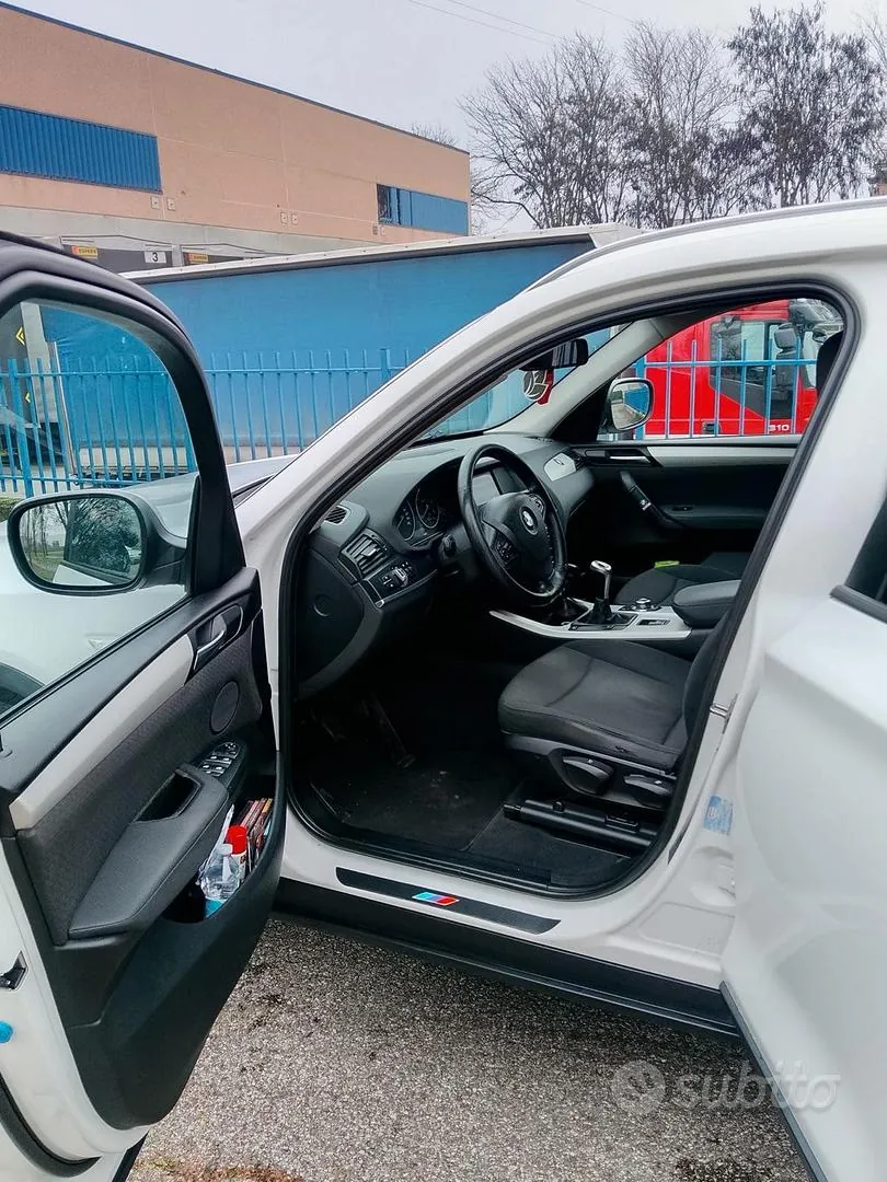 BMW X3 2012 photo 3
