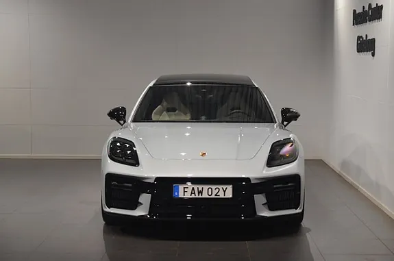 Porsche Panamera 4