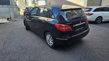 Mercedes-Benz B