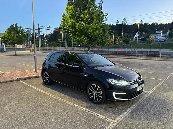 Volkswagen E-Golf 2019 photo 3