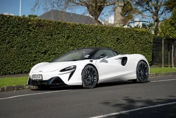 Mclaren Artura 2023 photo 3