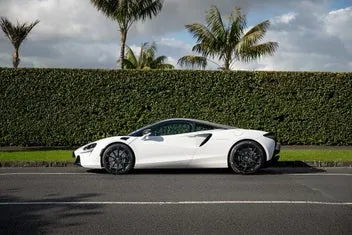 Mclaren Artura 2023 photo 4