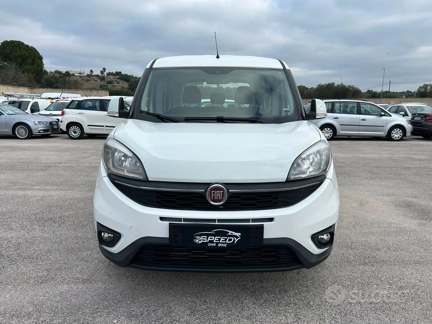 Fiat Doblo 2015 photo 2