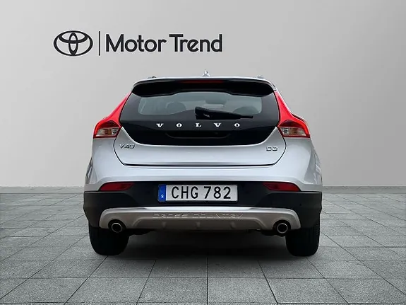 Volvo V40 Cross Country 2018 photo 5