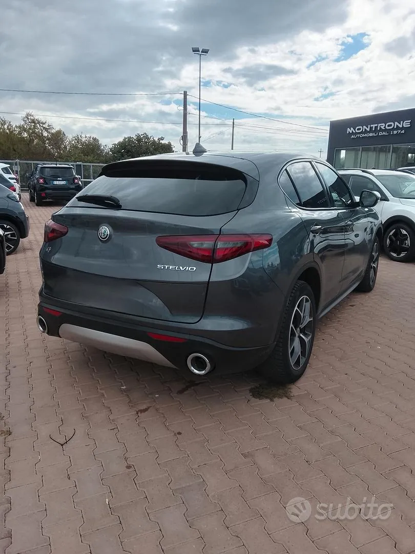Alfa Romeo Stelvio 2018 photo 4