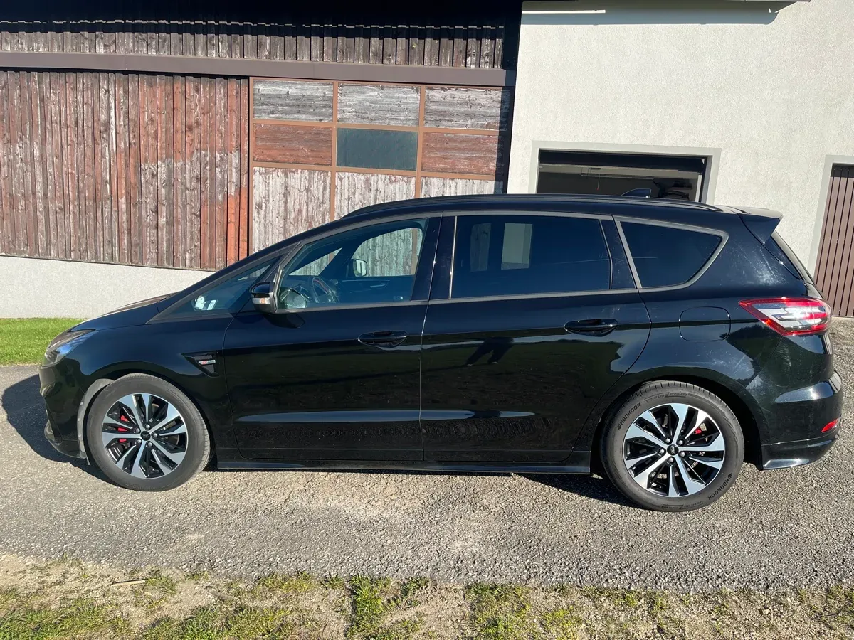 Ford S-Max