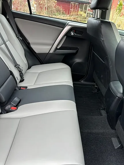 Toyota Rav4 2016 photo 4