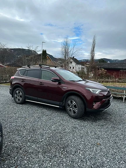 Toyota Rav4 2016 photo 3