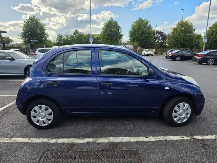 Nissan Micra 2005 photo 5