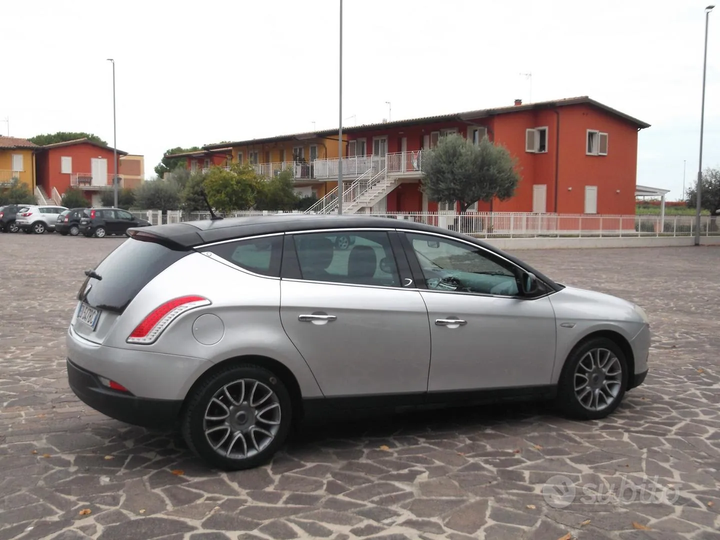 Lancia Delta 2010 photo 4