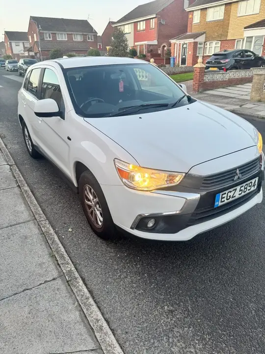 Mitsubishi Asx 2017 photo 2